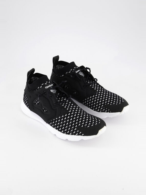Mens Furylite Ultraknit Running Shoes Black/White