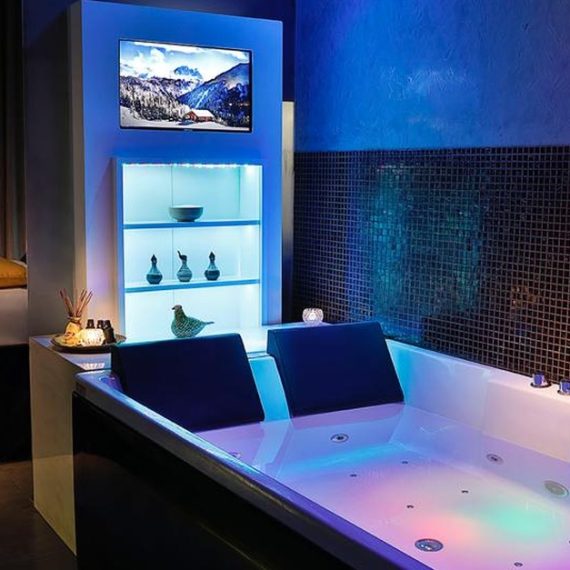 Choice Of 30-Minute 5* Treatment Swim Shop Online at Special Price from Oman Mega Deals