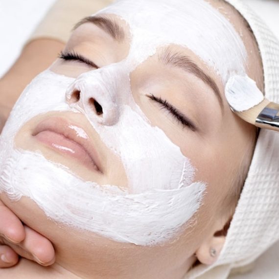 Deep-Cleansing Facial Using Dr. Renaud Or More, Or Brow Threading FACIAL TREATMENTS Shop Online at Special Price from Oman Mega Deals