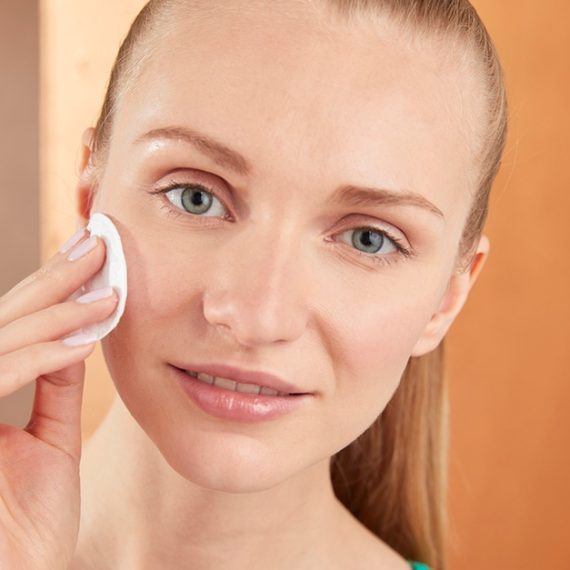 Revitalise Your Skin With One Or Two 60-Minute Facials FACIAL TREATMENTS Shop Online at Special Price from Oman Mega Deals