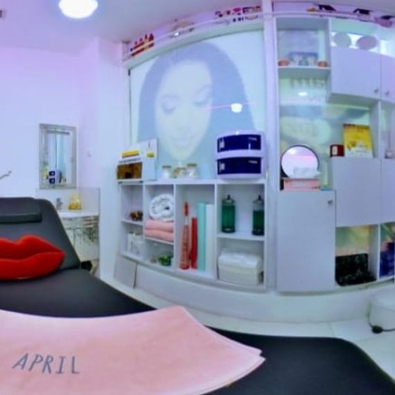 Wash, Cut And Blow-Dry HAIRDRESSER Shop Online at Special Price from Oman Mega Deals