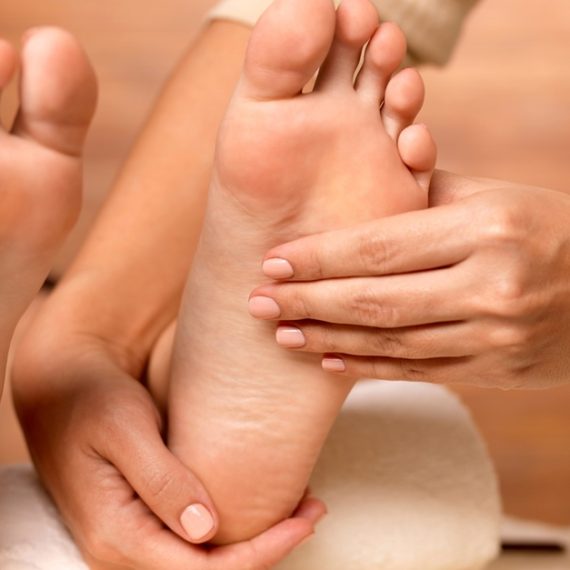 20, 30 Or 40 Minute Feet Reflexology, Classic Pedicure & More ALTERNATIVE MEDICINE Shop Online at Special Price from Oman Mega Deals