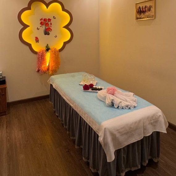 Choice Of 45, 60, Or 75-Minute Personalized Spa Treatment Swim Shop Online at Special Price from Oman Mega Deals