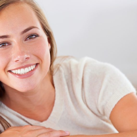 Licensed Healthcare Professionals Offering Cosmetic & Skin Procedures INJECTIONS Shop Online at Special Price from Oman Mega Deals