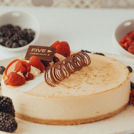 Celebrate Big With 1kg–3kg Fresh Takeaway Cakes DESSERT Shop Online at Special Price from Oman Mega Deals