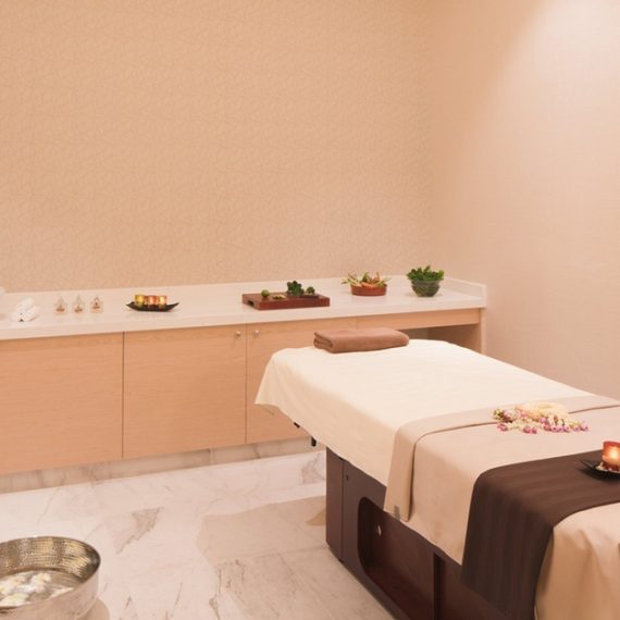 60-/90-Min Swedish/Aromatherapy/Deep Tissue Treatment & More Options Swim Shop Online at Special Price from Oman Mega Deals
