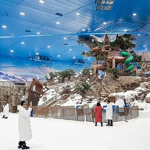 Pass For One Adult To Award-Winning Snow Park In Dubai WATER SPORTS Shop Online at Special Price from Oman Mega Deals