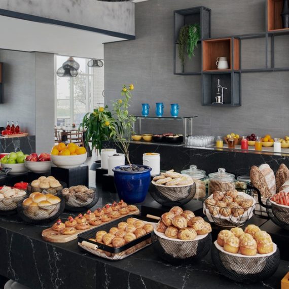 Funday Brunch W Bottomless Soft Beverages For 1, 2, 4 Adults & More Swim Shop Online at Special Price from Oman Mega Deals