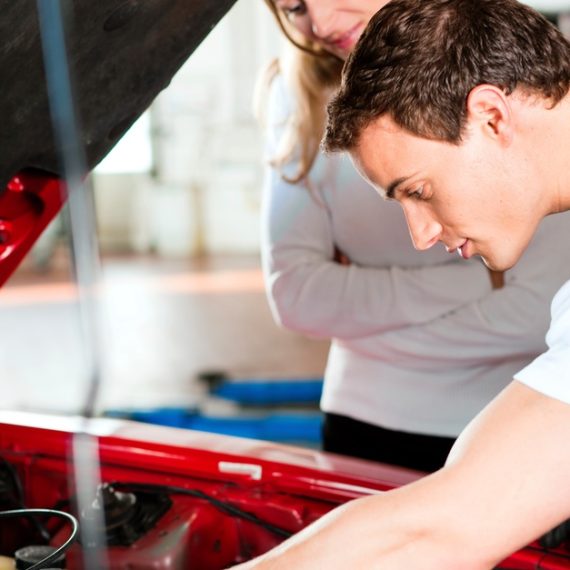 Service Repair CAR Shop Online at Special Price from Oman Mega Deals