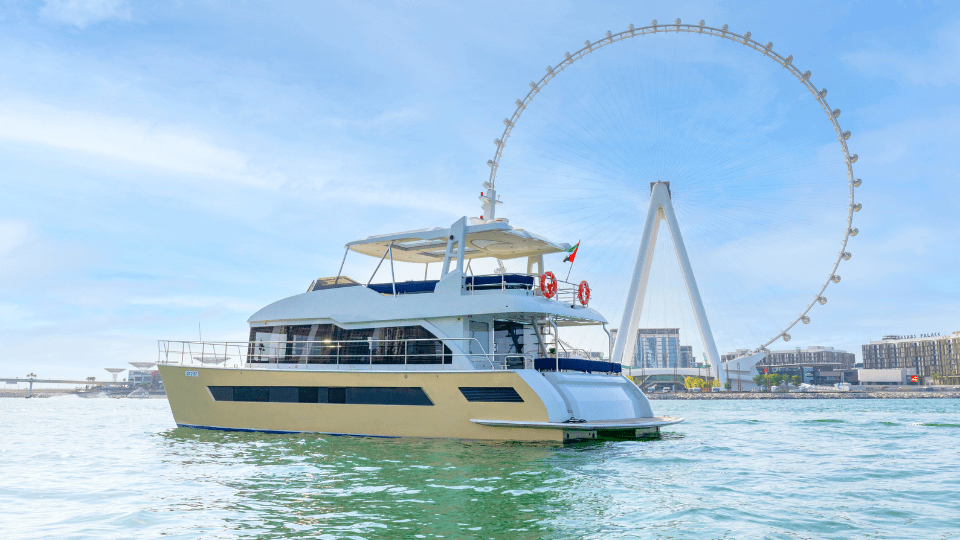 1 Hour Marina Yacht Tour - Boat Tours and Cruises 1 Hour Marina Yacht Tour - Boat Tours and Cruises OmanMegaDeals.com