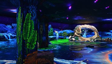 3D Blacklight Minigolf Tickets – Indoor Attractions