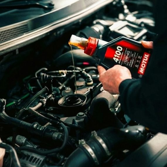 4, 6, Or 8 Cylinders Oil Change With 60 Point Vehicle Health Check CAR Shop Online at Special Price from Oman Mega Deals