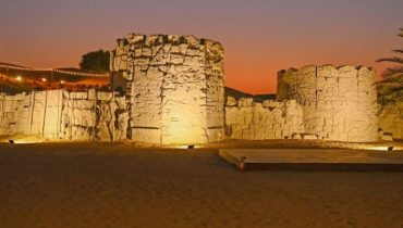 Arabian Adventures Lisaili desert experience – Desert safaris
