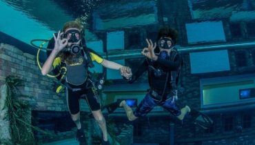 Deep Dive Dubai Scuba Diving Experience – Water Sports
