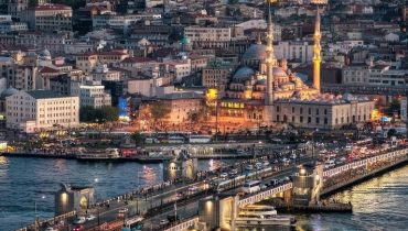 Golden Horn & Bosphorus Cruise Day Cruise – Sightseeing and Tours