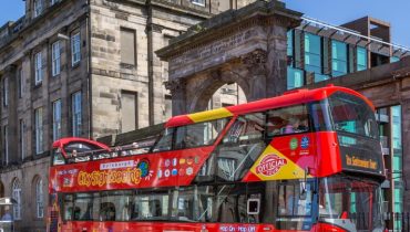 Hop On Hop Off Edinburgh 24 Hours – Sightseeing and Tours