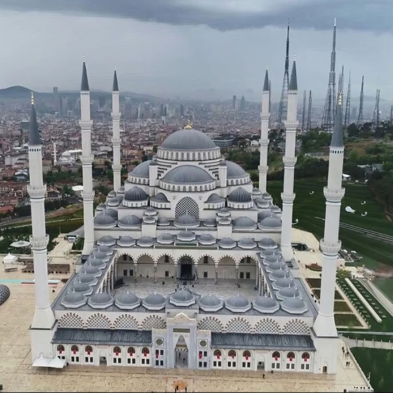 Istanbul: Highlights of two Continents,Guided Coach & Cruise Tour – Recently Added Experiences