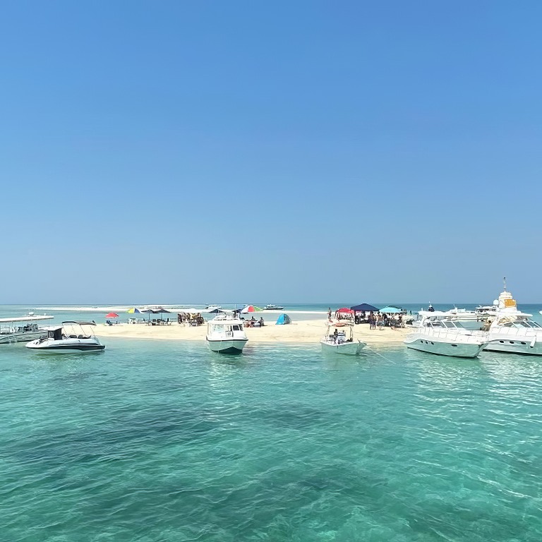 Jarada Boat Trip – Top-Rated Attractions