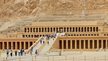 Luxor Deluxe guided tour from Hurghada – Sightseeing and Tours