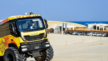 Monster Bus Desert Adventure Tour – Sightseeing and Tours