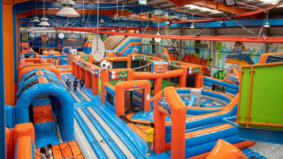Air Maniax Al Quoz - Inflatable and Adventure Park - Experiences Air Maniax Al Quoz - Inflatable and Adventure Park - Experiences OmanMegaDeals.com