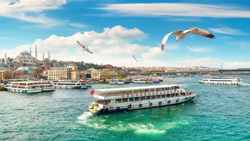 Bosphorus Boat Cruise Istanbul - Top-Rated Attractions Bosphorus Boat Cruise Istanbul - Top-Rated Attractions OmanMegaDeals.com