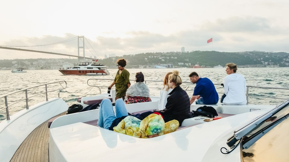Bosphorus Sunset Cruise on a Luxurious Yacht - Top-Rated Attractions Bosphorus Sunset Cruise on a Luxurious Yacht - Top-Rated Attractions OmanMegaDeals.com
