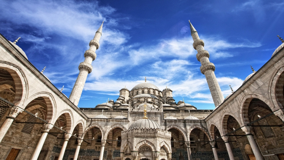 Guided Tour: Hagia Sophia, Blue Mosque and Grand Bazaar Tour - Sightseeing and Tours Guided Tour: Hagia Sophia, Blue Mosque and Grand Bazaar Tour - Sightseeing and Tours OmanMegaDeals.com