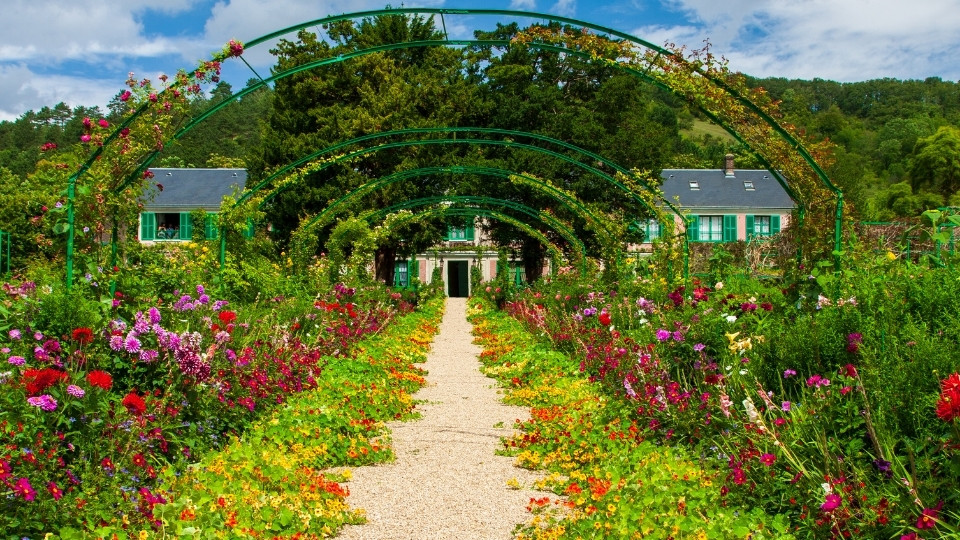 Half Day Trip Guided Tour of Giverny Monet's Gardens from Paris with transportation - Sightseeing and Tours Half Day Trip Guided Tour of Giverny Monet's Gardens from Paris with transportation - Sightseeing and Tours OmanMegaDeals.com