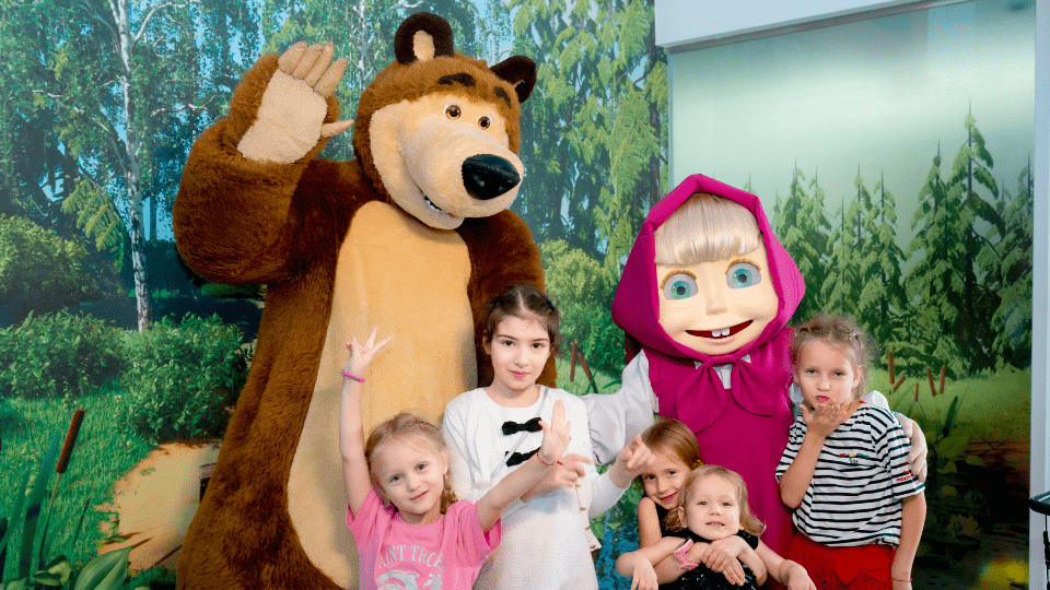 Masha And The Bear Fan Cafe - Dubai Mall - Experiences Masha And The Bear Fan Cafe - Dubai Mall - Experiences OmanMegaDeals.com