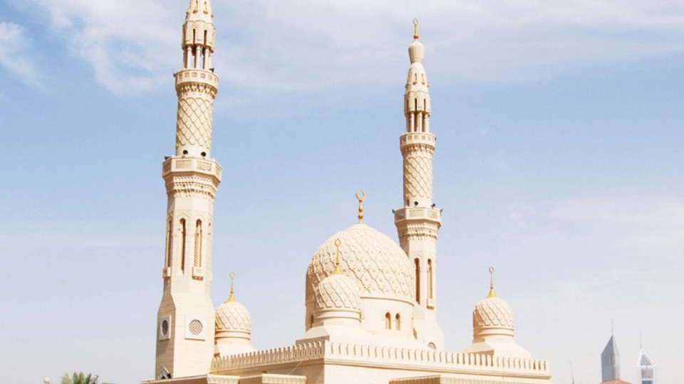 Traditional Dubai City Tour - Must-see attractions Traditional Dubai City Tour - Must-see attractions OmanMegaDeals.com
