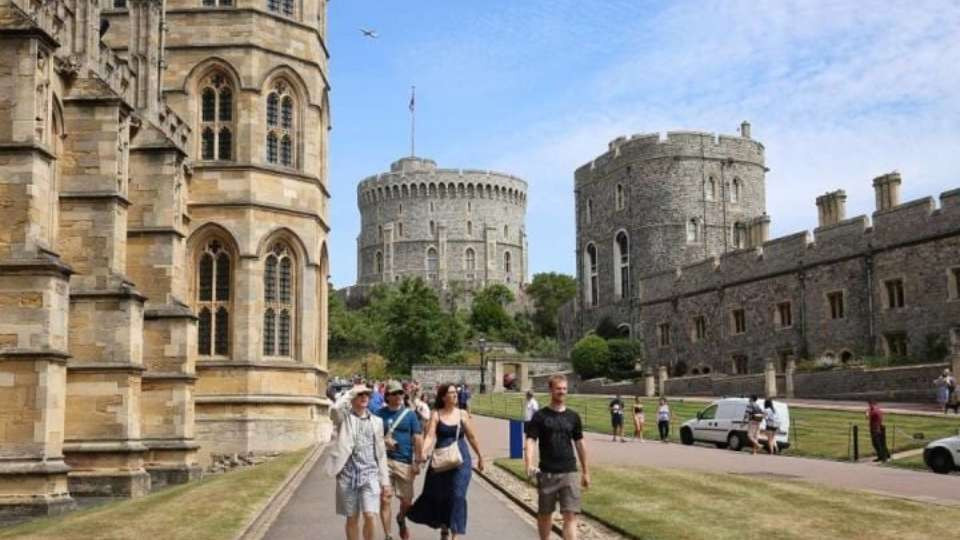 Wonderful Westminster tour and Windsor Castle visit - Sightseeing and Tours Wonderful Westminster tour and Windsor Castle visit - Sightseeing and Tours OmanMegaDeals.com