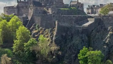 Edinburgh Castle: Entry Ticket + Guided Tour – Sightseeing and Tours