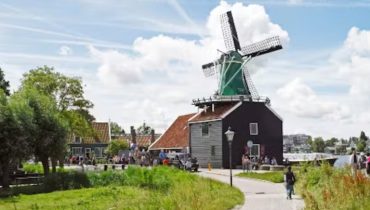 Zaanse Schans Windmills: Half-Day Guided Tour + Transport – Recently Added Experiences