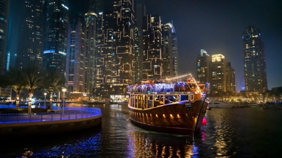 Dubai Marina Luxury Dhow Dinner Cruise - Boat Tours and Cruises Dubai Marina Luxury Dhow Dinner Cruise - Boat Tours and Cruises OmanMegaDeals.com