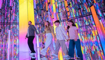 Dubai Frame + AYA Universe – Combo – Combos and more adventures
