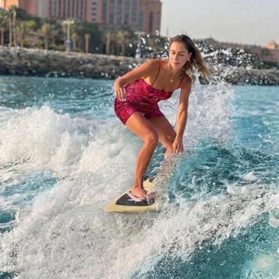 Dubai Wakesurf: Shared Or Private Boat Experience WATER SPORTS Shop Online at Special Price from Oman Mega Deals